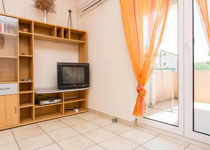 Maria In Der Naehe Des Strandes By Interhome Apartment