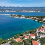 Apartment Maria In Der Naehe Des Strandes By Interhome Šilo